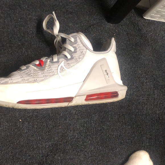 Lebrons - Picture 3 of 4